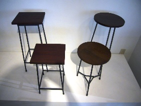 iron stool0.jpg